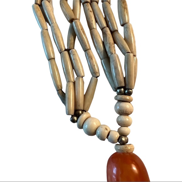 VINTAGE Carved Beaded Necklace in Orange Quartz 15” - Picture 7 of 16